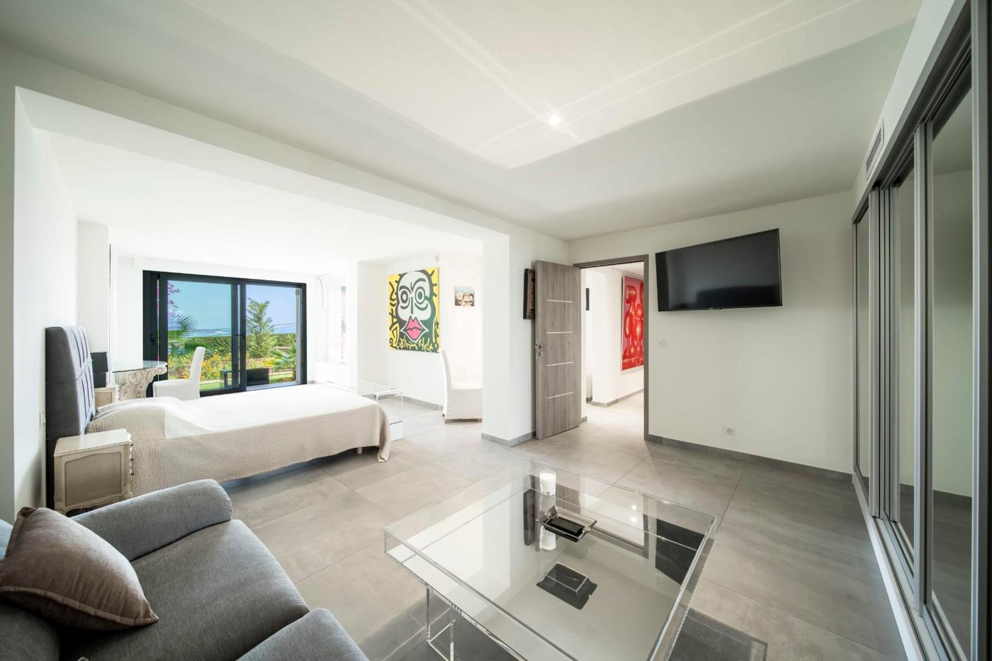 Ref 2128 - - Sea View For Rent Villa *