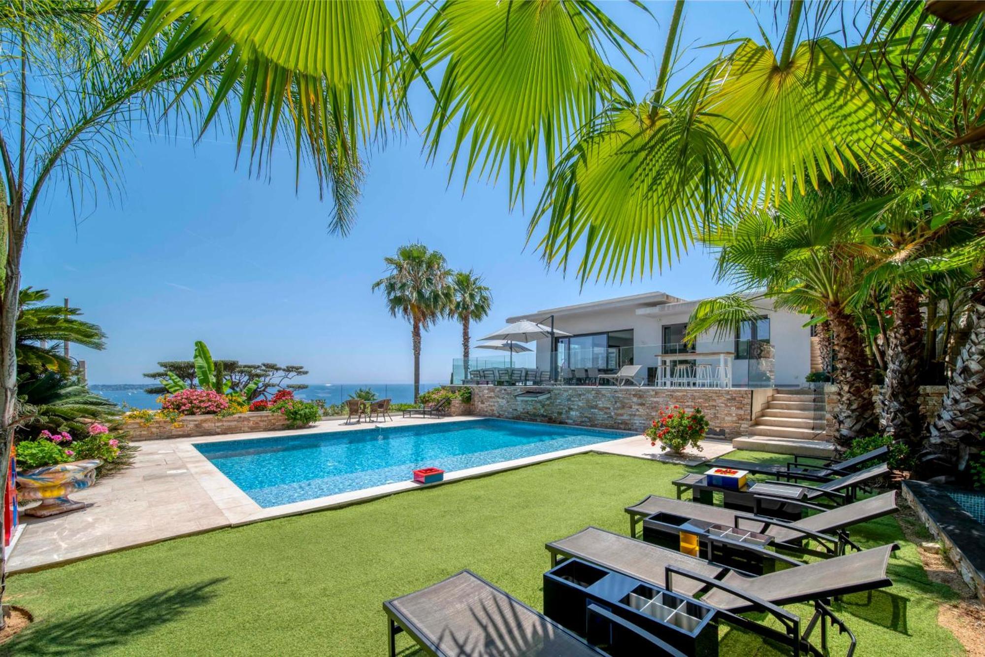 Ref 2128 - - Sea View For Rent