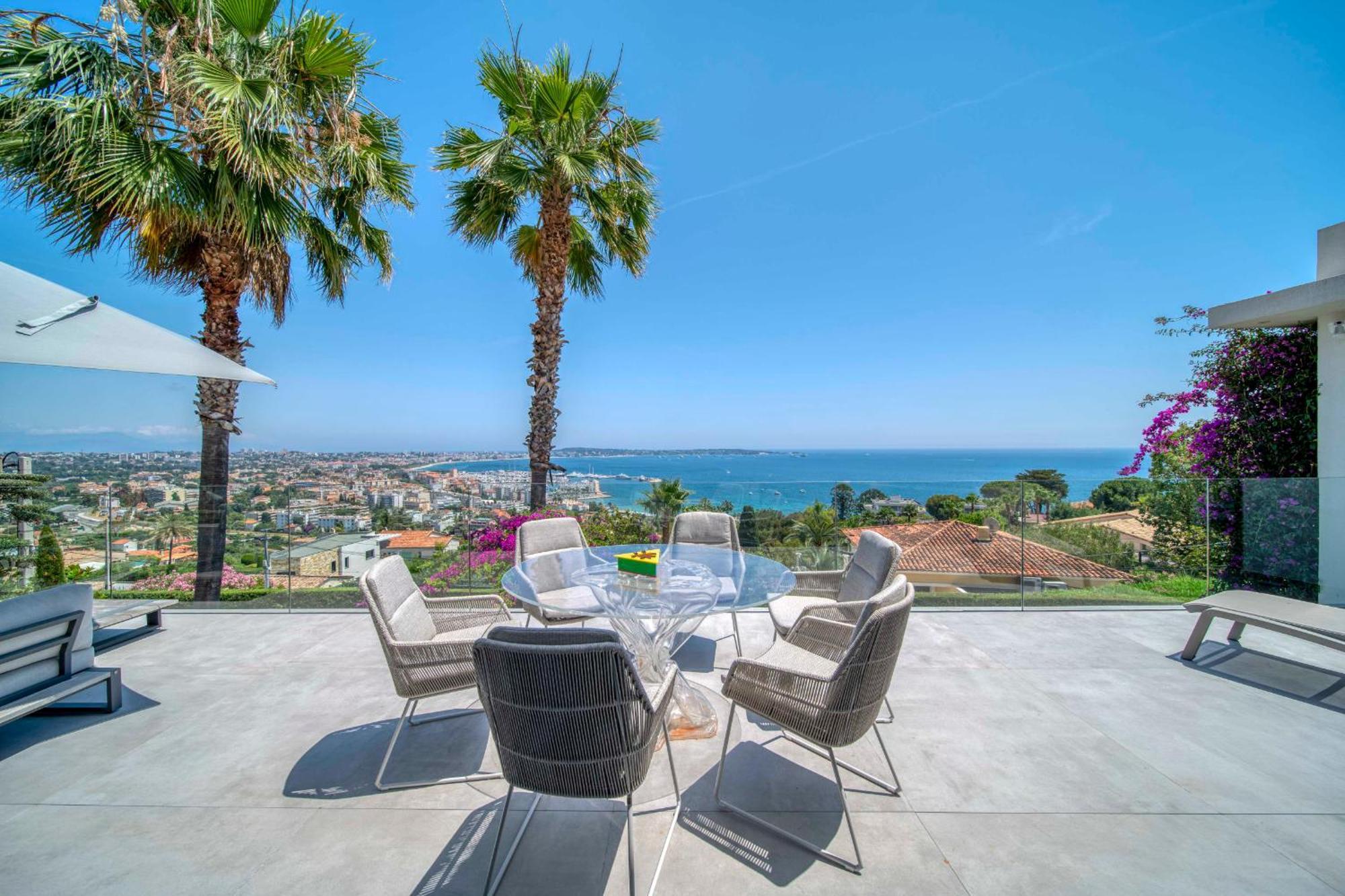 Ref 2128 - - Sea View For Rent Villa *